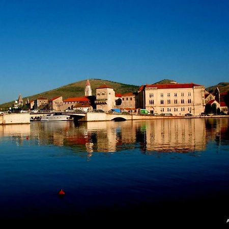 Apartments Luki Trogir Exterior photo